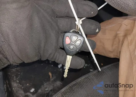 2012 Toyota Corolla S z USA, uszkodzony, nr VIN 2T1BU4EE8CC850963